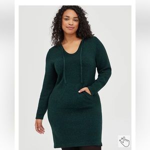 MIDI GREEN NWT TORRID SWEATER DRESS